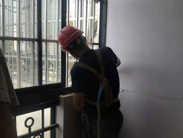 樓房窗戶漏水怎樣防水維修，樓房窗臺要如何養(yǎng)護