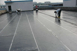 屋頂漏水怎么辦？屋面防水補漏維修*佳方法及施工方案
