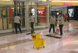 保潔托管公司告訴您商場清潔工應當具備哪些標準？