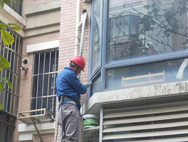 窗臺漏水防水維修解決方案