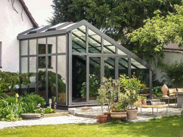 陽(yáng)光房跟墻面結(jié)合處出現(xiàn)滲水，如何防水維修呢？