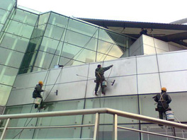 外墻清洗要注意什么準備有什么要求?