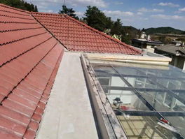 封好的陽(yáng)臺(tái)漏水怎么辦?