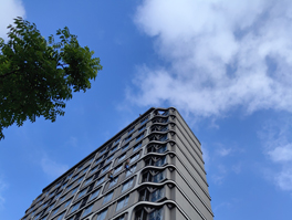 夏季清洗外墻，需要關注工人作業時長